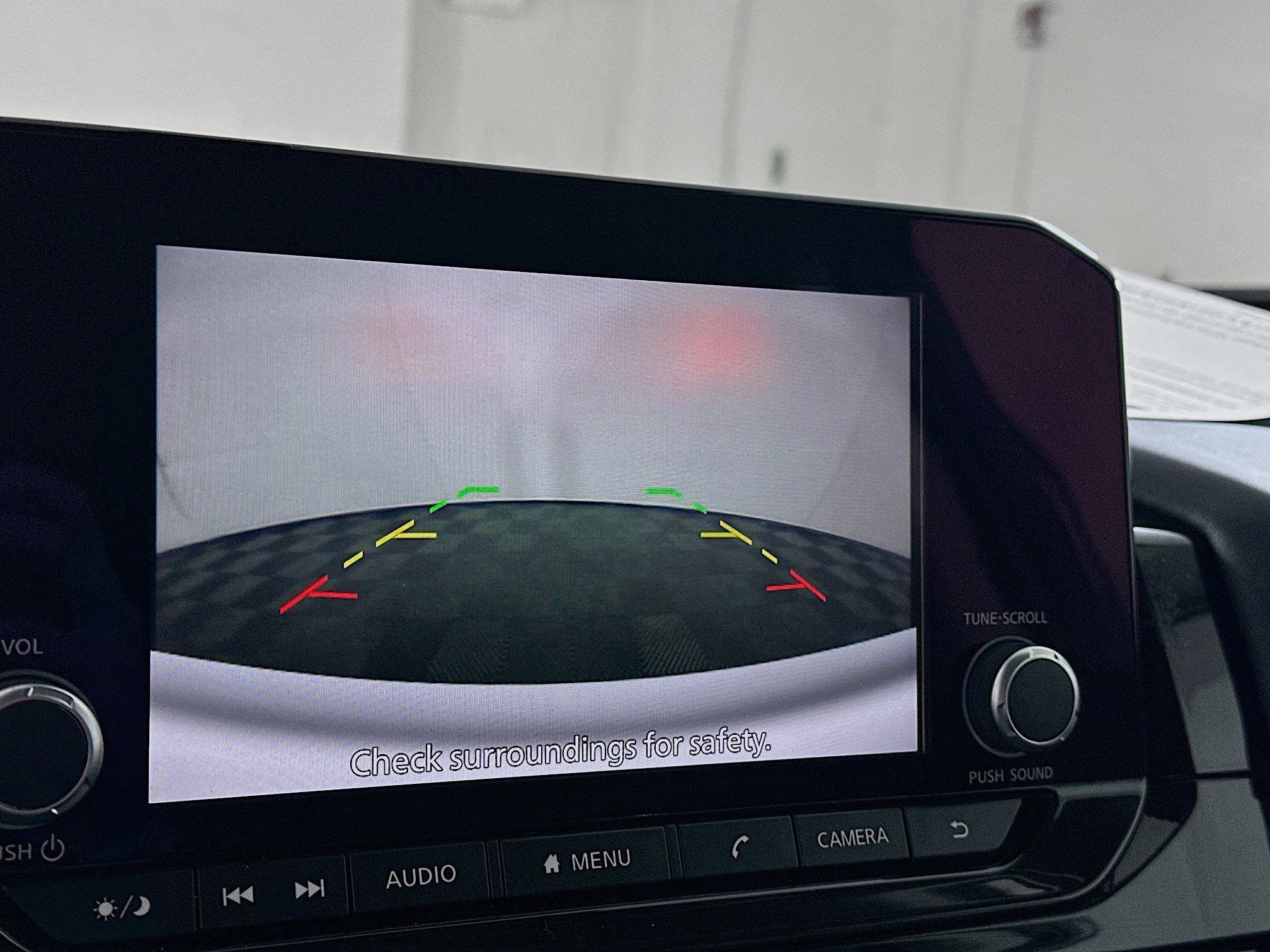 Used 2025 Nissan Pathfinder SV image 22