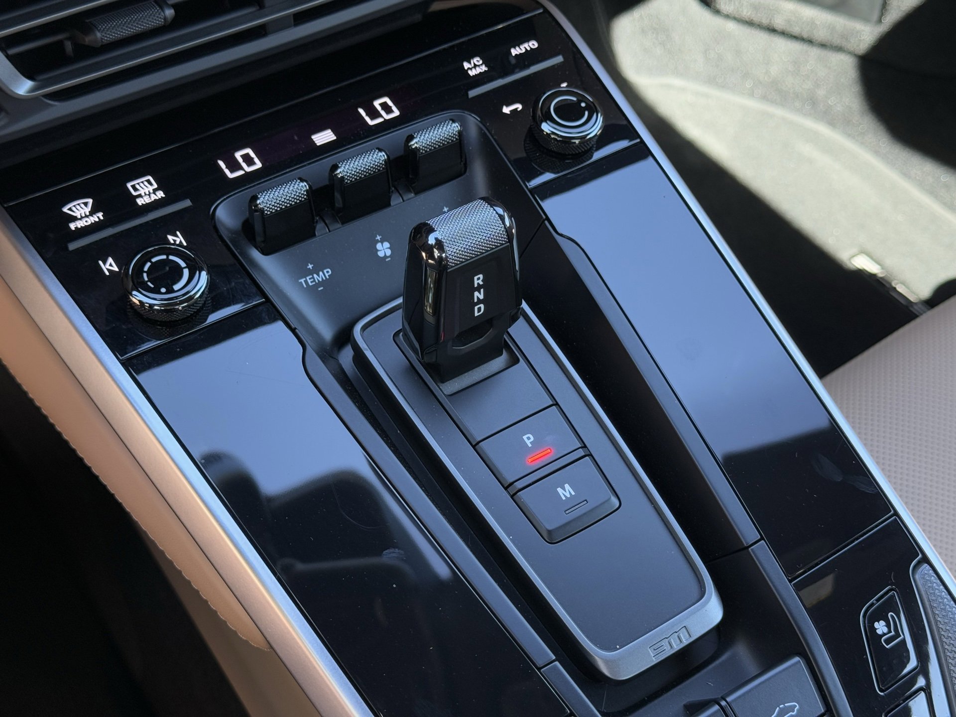 Certified 2024 Porsche 911 Turbo image 23