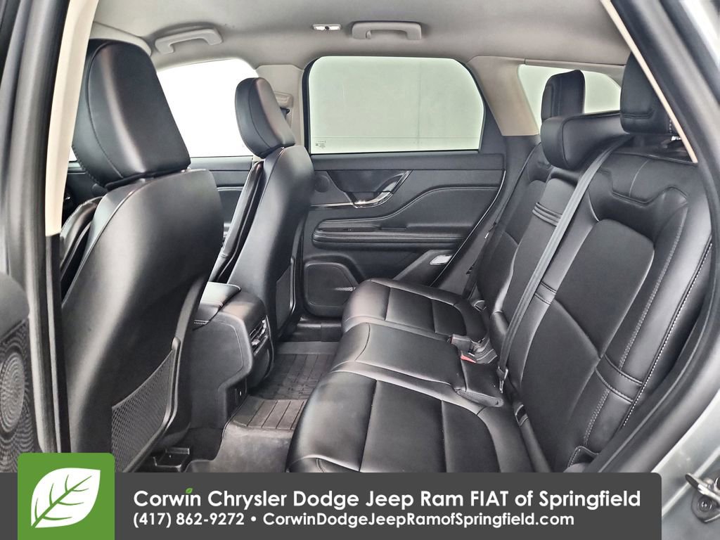 Used 2023 Lincoln Corsair AWD w/ Towing Package image 29