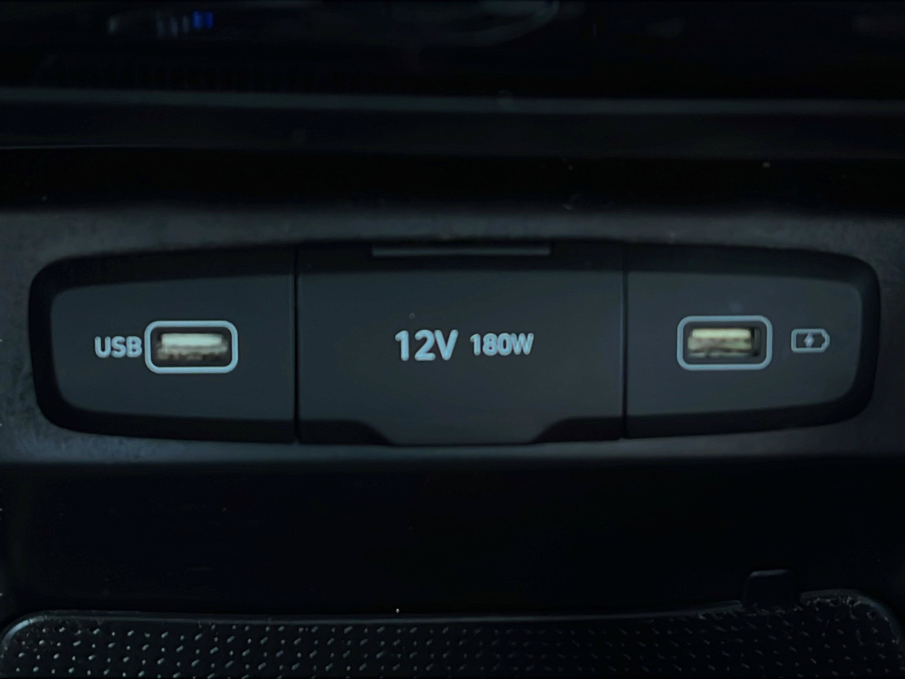 Used 2022 Hyundai Santa Cruz SEL FWD image 16