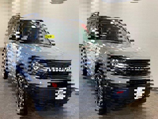 Used 2023 Ford Bronco Sport Outer Banks w/ Tech Package image 2