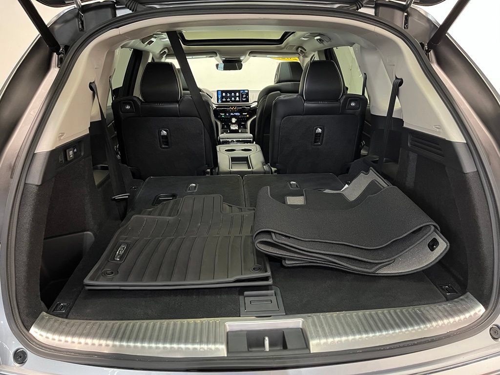 Certified 2025 Acura MDX SH-AWD w/ Advance Package image 19