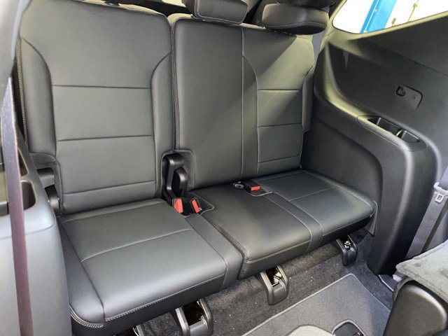 New 2026 Chevrolet Traverse High Country image 23