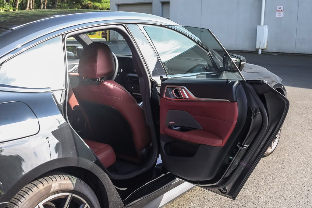 Used 2025 BMW i4 xDrive40i w/ M Sport Package AWD/4WD image 20