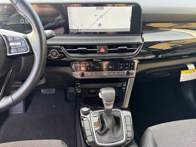 Certified 2025 Kia Seltos S FWD image 21
