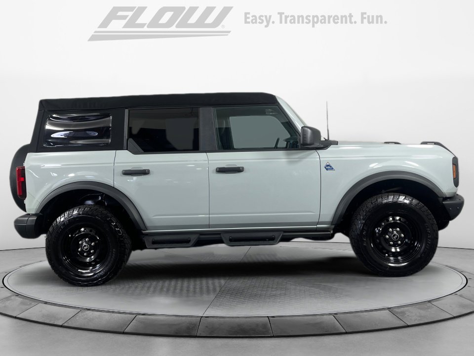 Used 2023 Ford Bronco Black Diamond image 9
