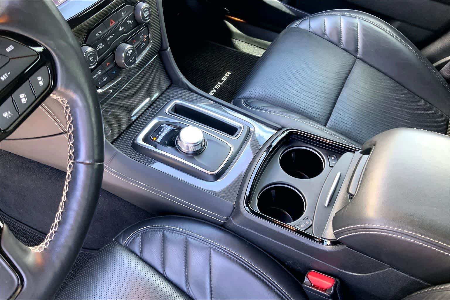 Used 2023 Chrysler 300 C RWD image 17