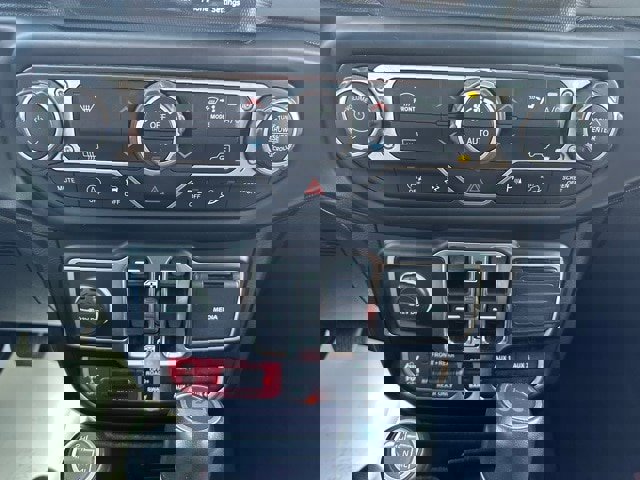 Used 2021 Jeep Wrangler Unlimited Rubicon image 24