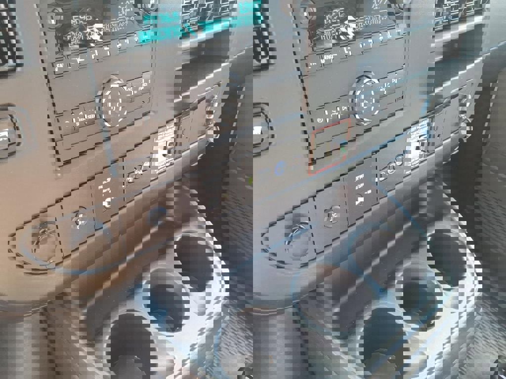 New 2026 Chevrolet Express 2500 Extended w/ Driver Convenience Package RWD image 19