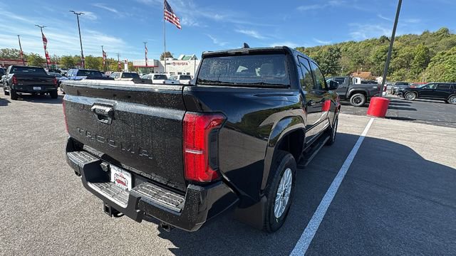 New 2025 Toyota Tacoma SR5 image 7