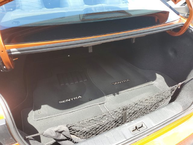 Used 2022 Nissan Sentra SR w/ Electronics Package FWD image 6