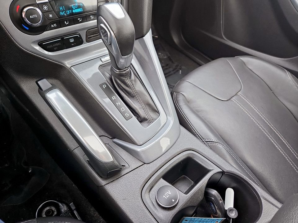Used 2012 Ford Focus Titanium image 26