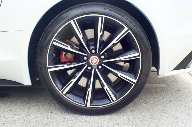 Used 2021 Jaguar F-TYPE R AWD/4WD image 36