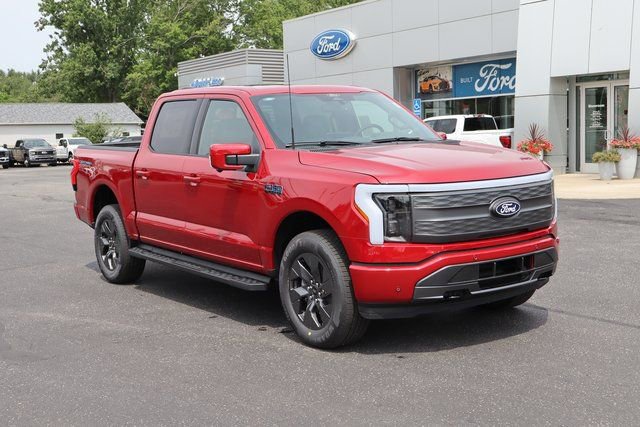 New 2025 Ford F150 Lightning Lariat w/ Max Trailer Tow Package AWD/4WD image 2