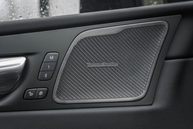 New 2026 Volvo XC60 B5 Ultra w/ Protection Package Premier image 41