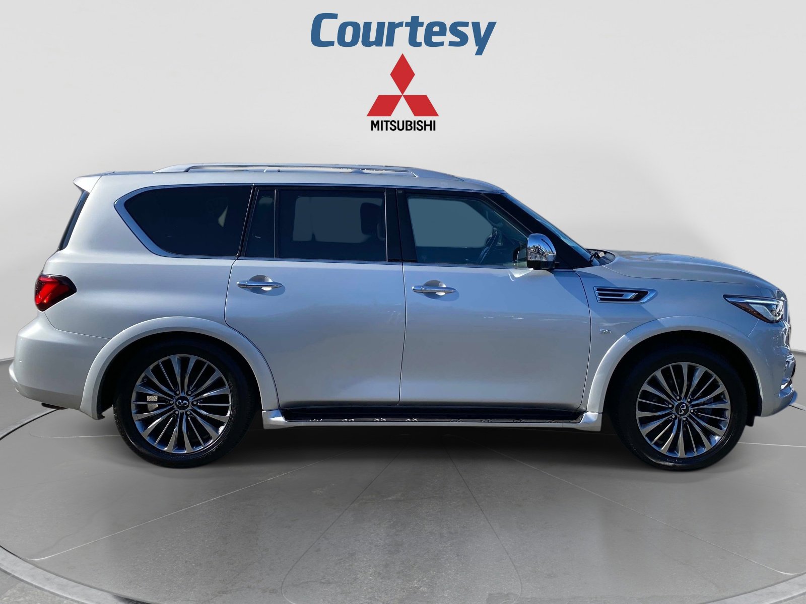 Used 2019 INFINITI QX80 Luxe w/ Proactive Package AWD/4WD image 7