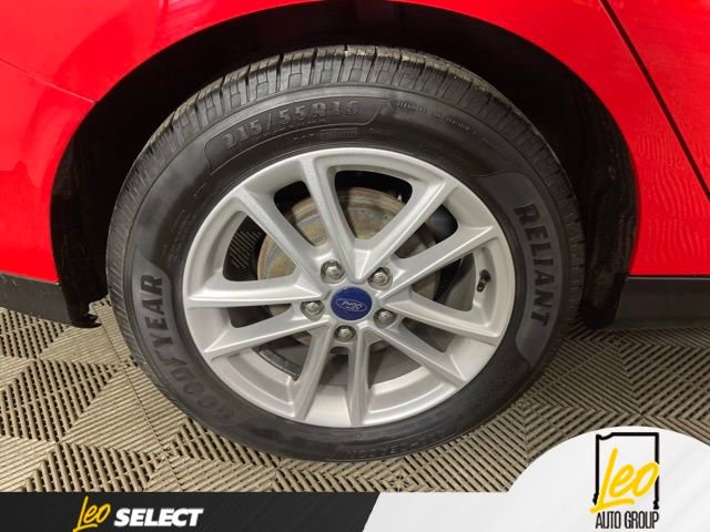 Used 2017 Ford Focus SE w/ Cold Weather Package FWD image 21