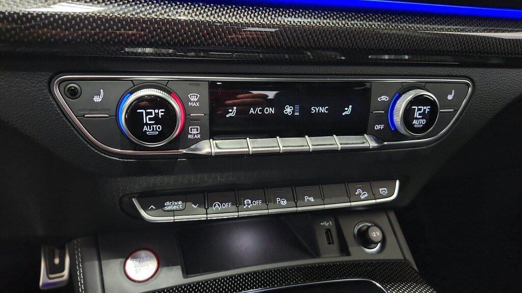 Used 2023 Audi SQ5 Prestige w/ Prestige Package AWD/4WD image 32