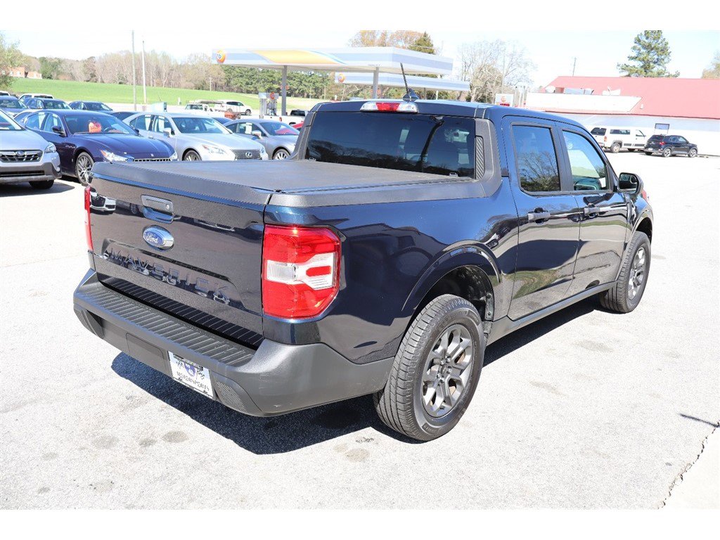 Used 2022 Ford Maverick XLT image 5