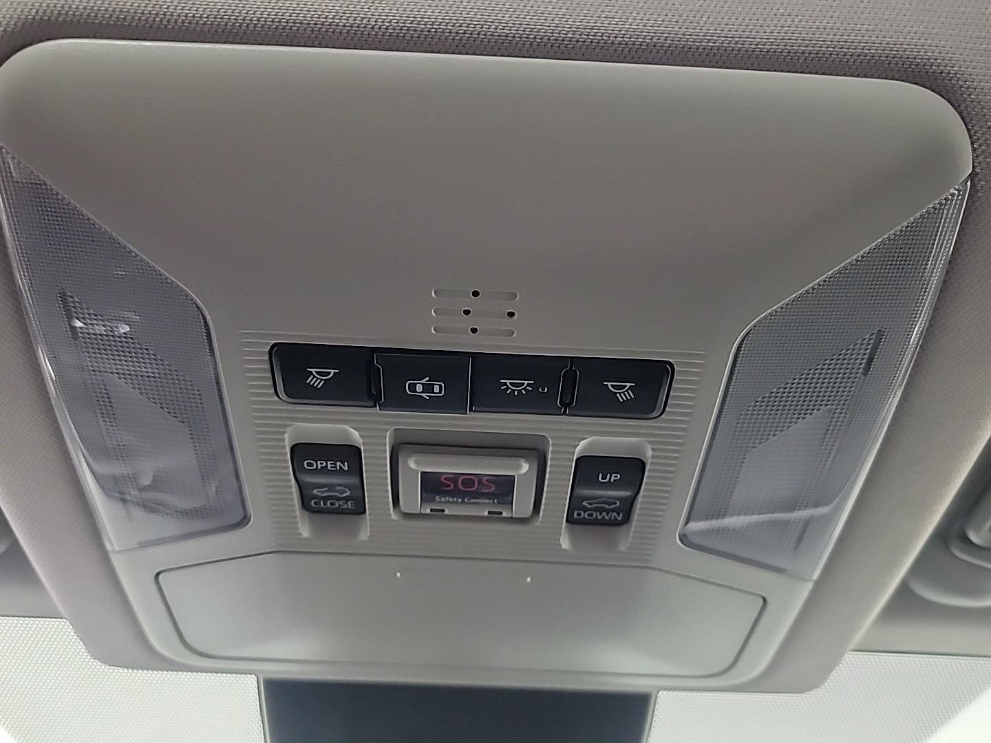 Used 2019 Toyota RAV4 XLE w/ All Weather Liner Package AWD/4WD image 32