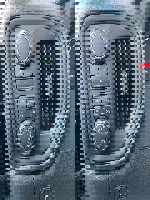 Used 2024 Chevrolet Silverado 2500 Custom w/ Custom Value Package image 33