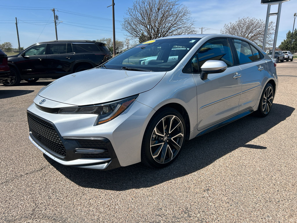 Used 2022 Toyota Corolla SE w/ SE Premium Package image 27