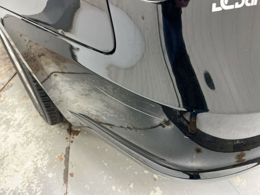 Used 2012 Chrysler 200 LX image 30