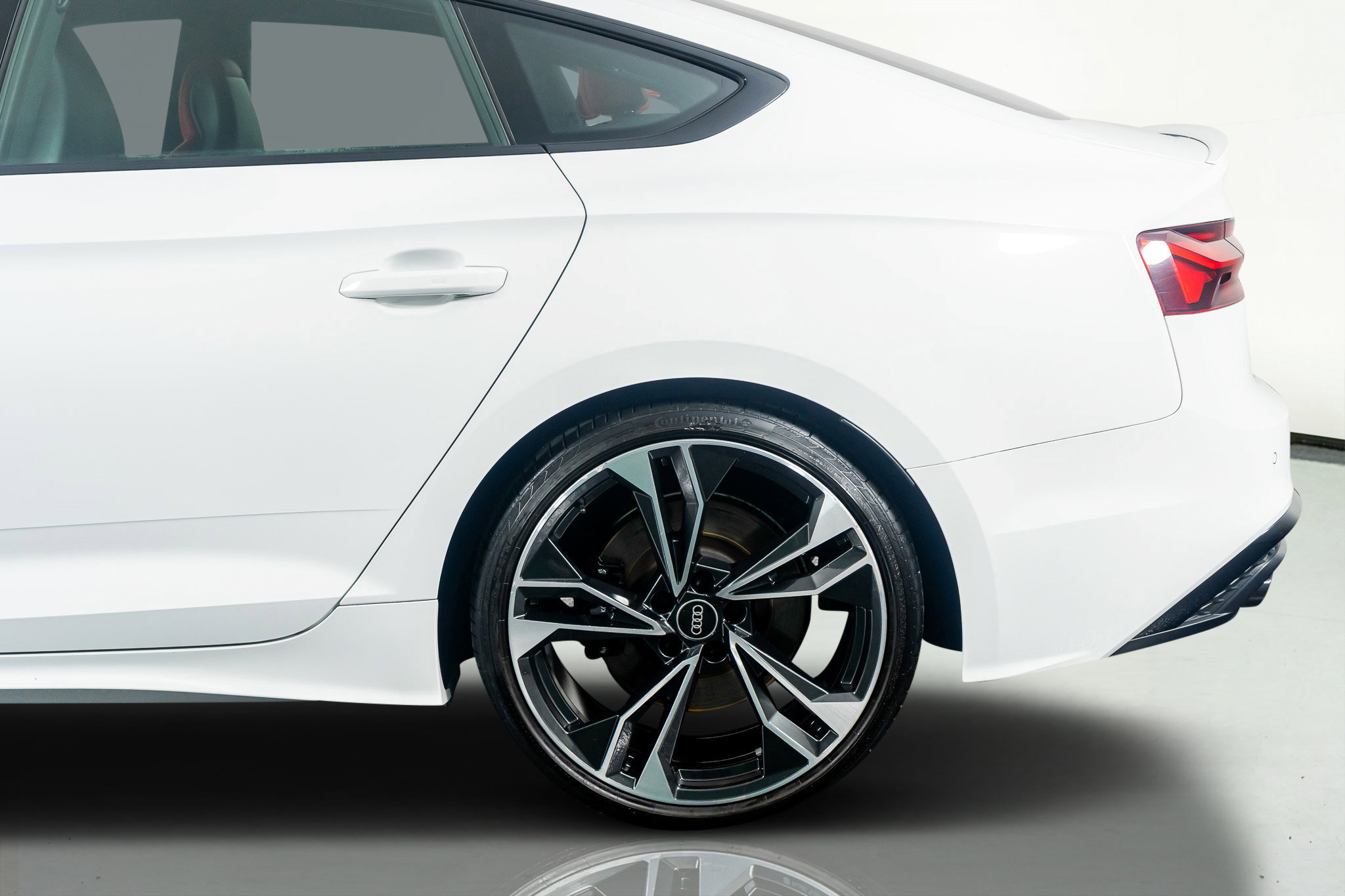 Used 2023 Audi S5 Premium Plus w/ Premium Plus Package image 17