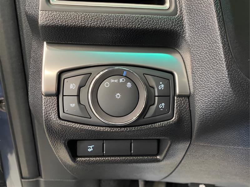 Used 2019 Ford Explorer XLT w/ Equipment Group 202A AWD/4WD image 20