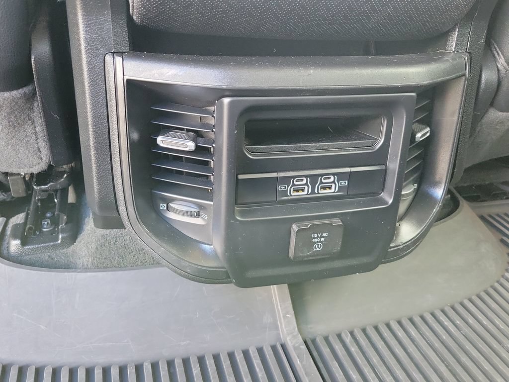 Used 2022 RAM 1500 Laramie AWD/4WD image 37