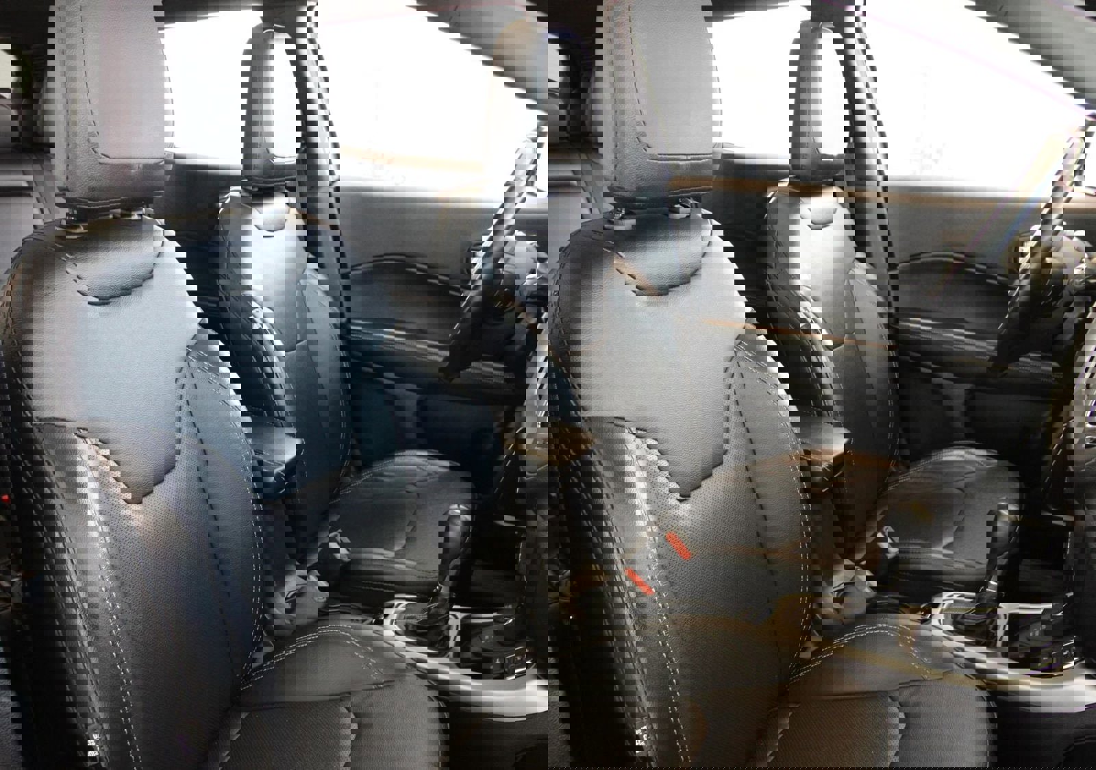 Used 2021 Jeep Compass 80th Special Edition w/ Sun and Sound Group AWD/4WD image 22