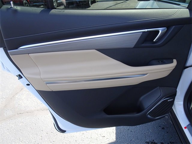 New 2026 Buick Enclave Preferred w/ Power Package image 17