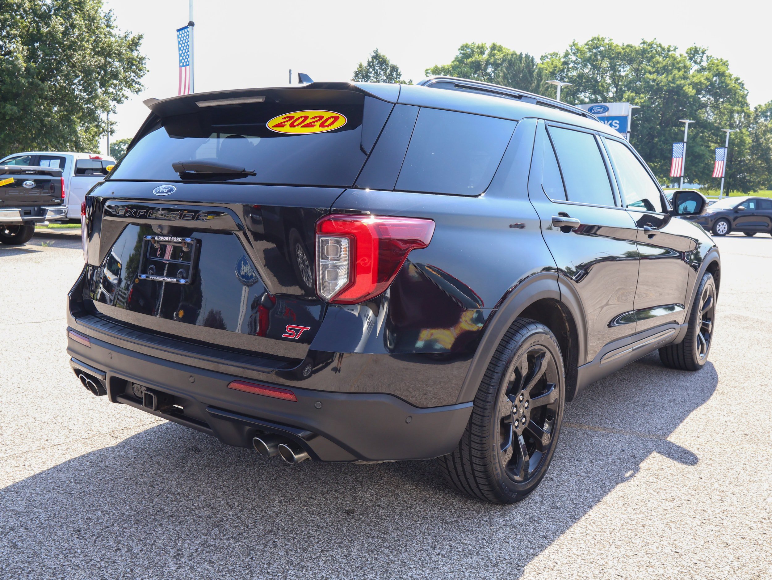 Used 2020 Ford Explorer ST w/ ST Street Pack AWD/4WD image 5