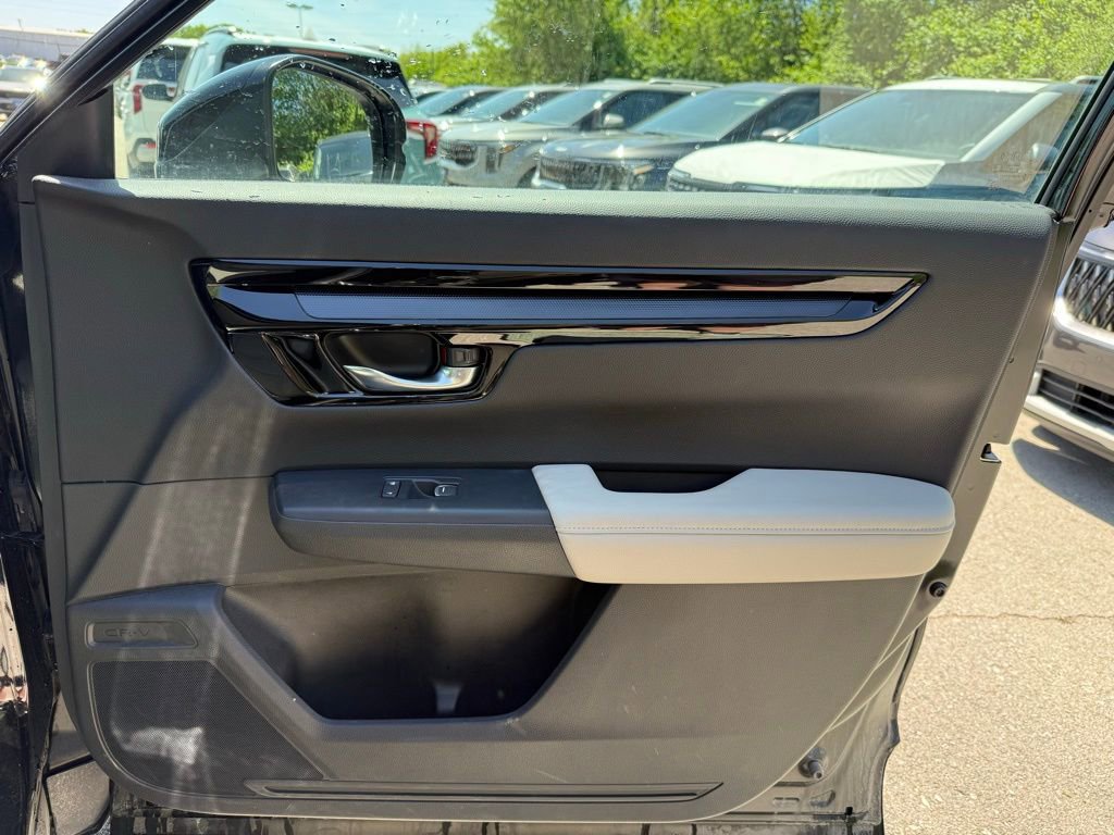 Used 2025 Honda CR-V EX-L image 15