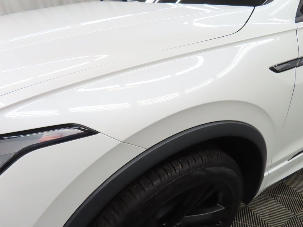 Used 2023 Volkswagen Tiguan SE R-Line image 43