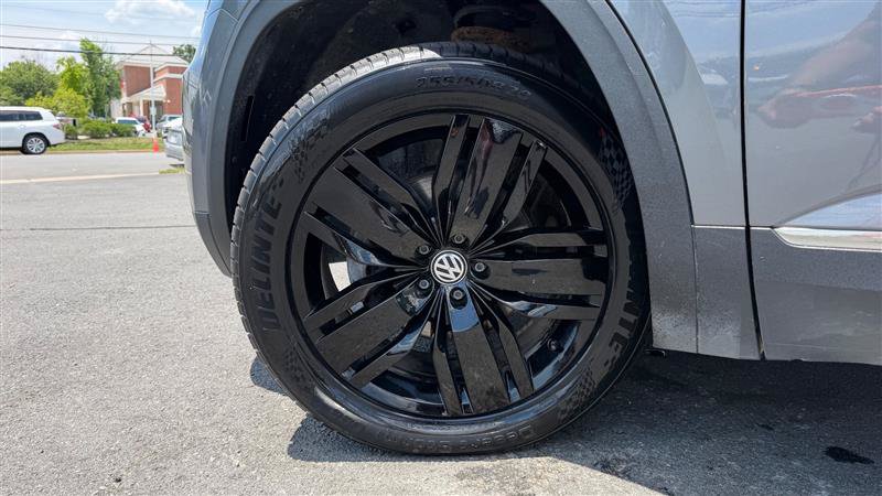 Used 2018 Volkswagen Atlas SEL AWD/4WD image 15