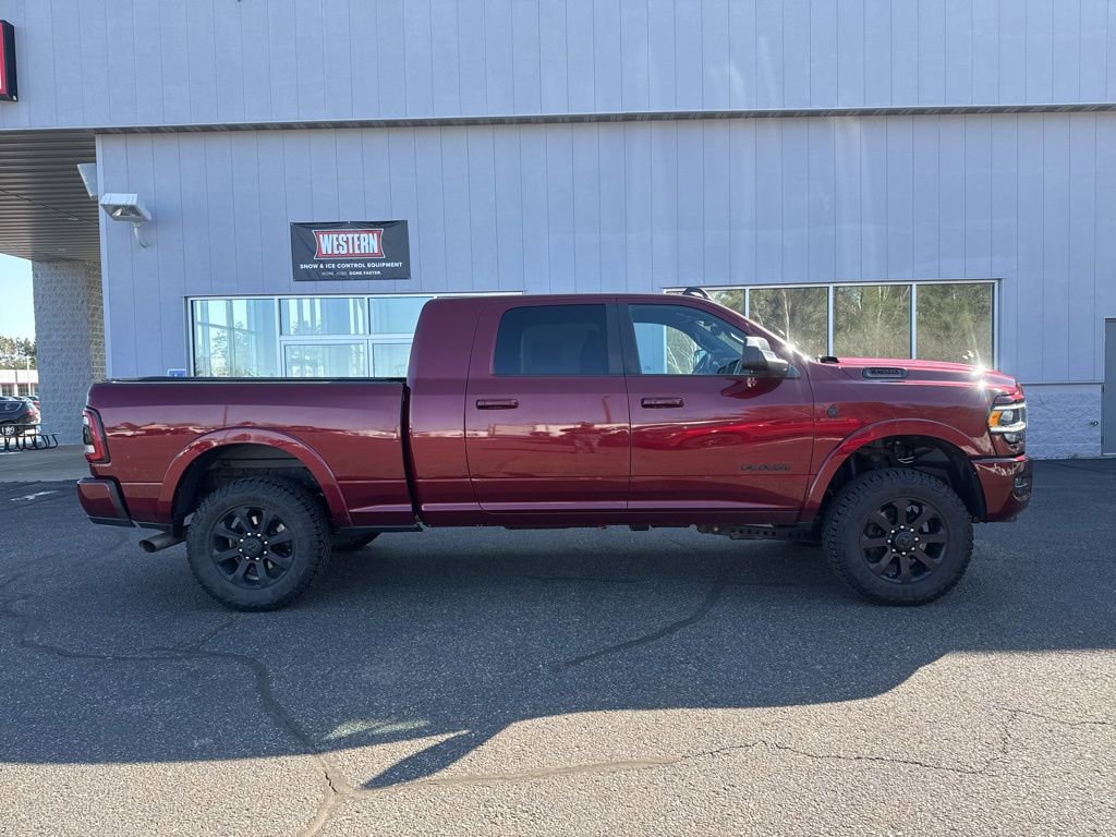 Used 2022 RAM 3500 Laramie AWD/4WD image 2