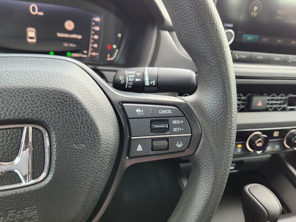 Used 2023 Honda Accord EX image 18