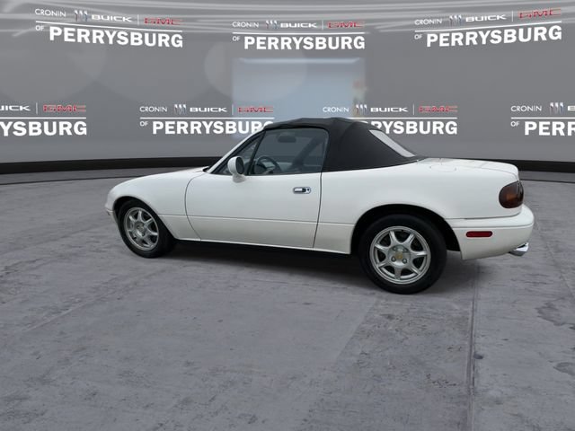 Used 1996 MAZDA MX-5 Miata RWD image 5