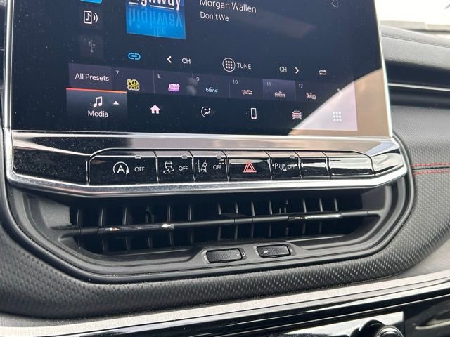 Used 2025 Jeep Compass Trailhawk AWD/4WD image 26