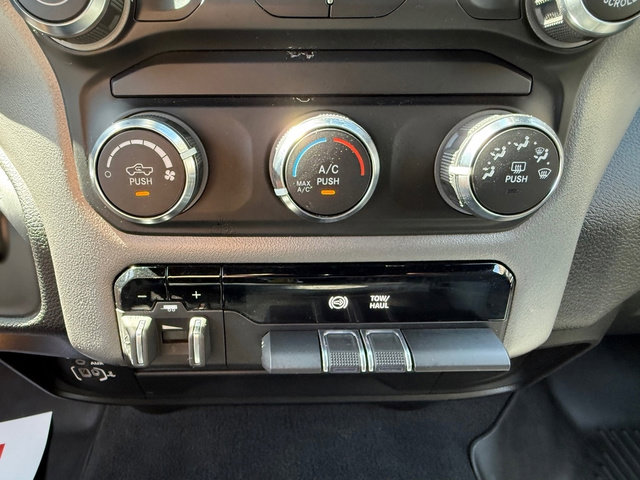 Used 2024 RAM 3500 Big Horn AWD/4WD image 24