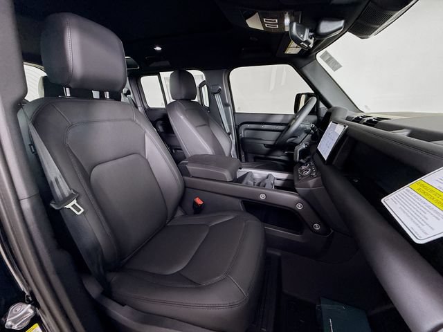 Used 2025 Land Rover Defender 110 S AWD/4WD image 30