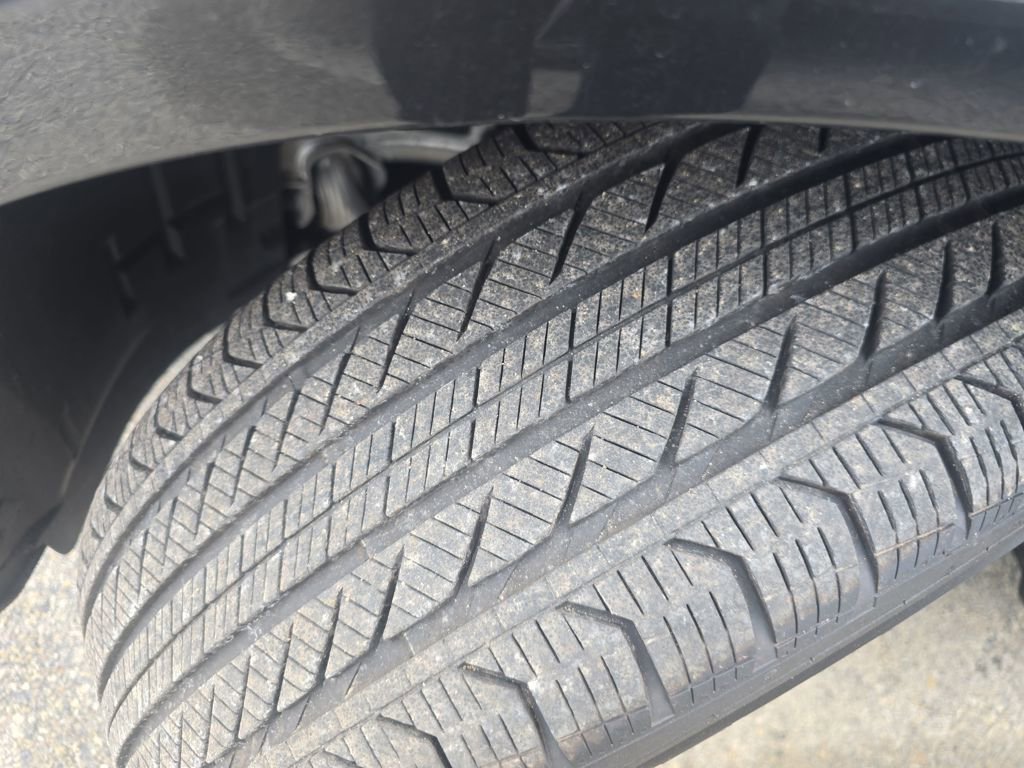 Used 2025 Mercedes-Benz GLC 350e image 29