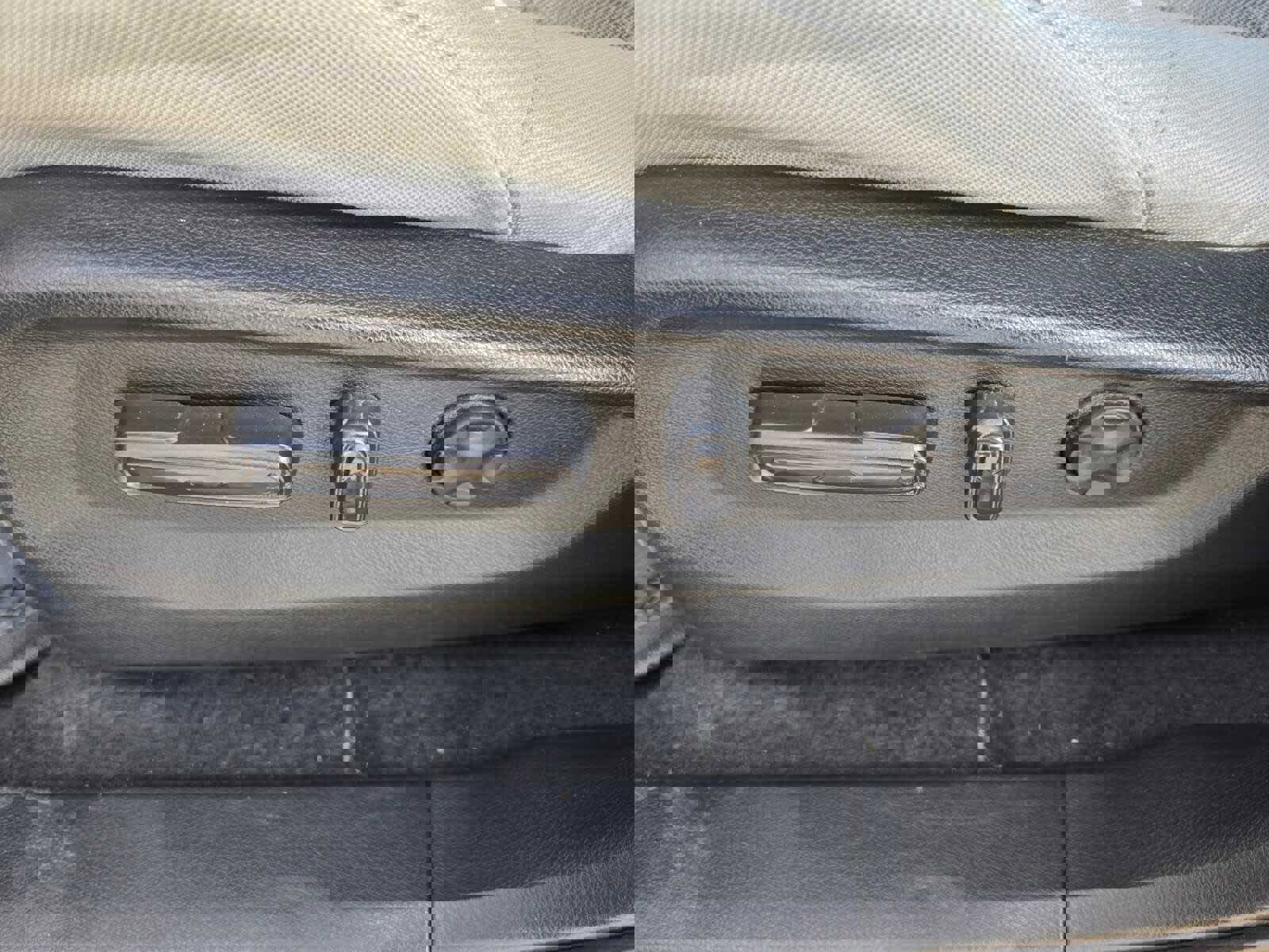 Used 2019 Honda CR-V EX image 8