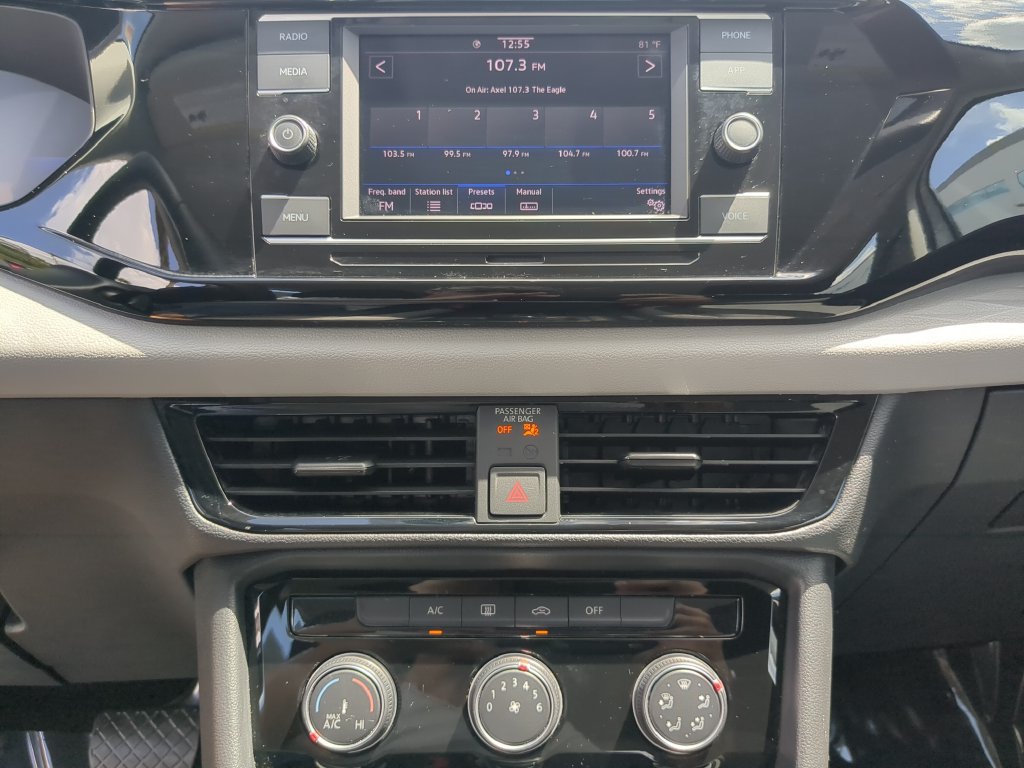 Certified 2023 Volkswagen Taos S FWD image 19