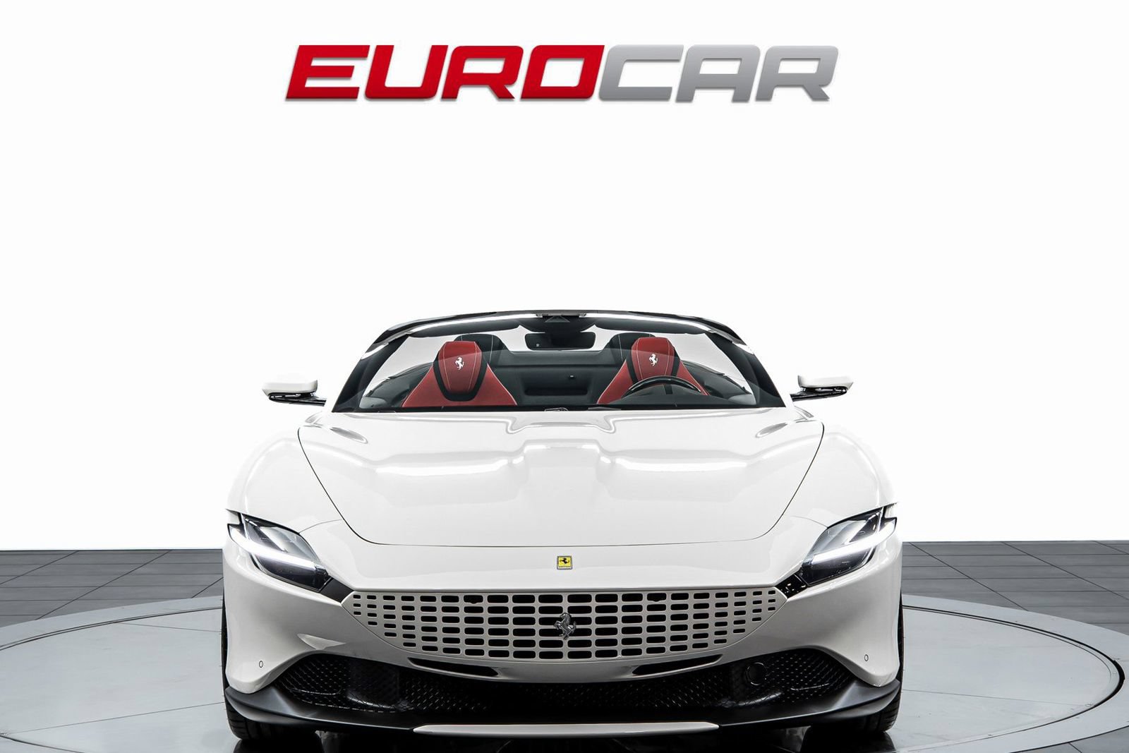 Used 2025 Ferrari Roma Spider RWD image 10
