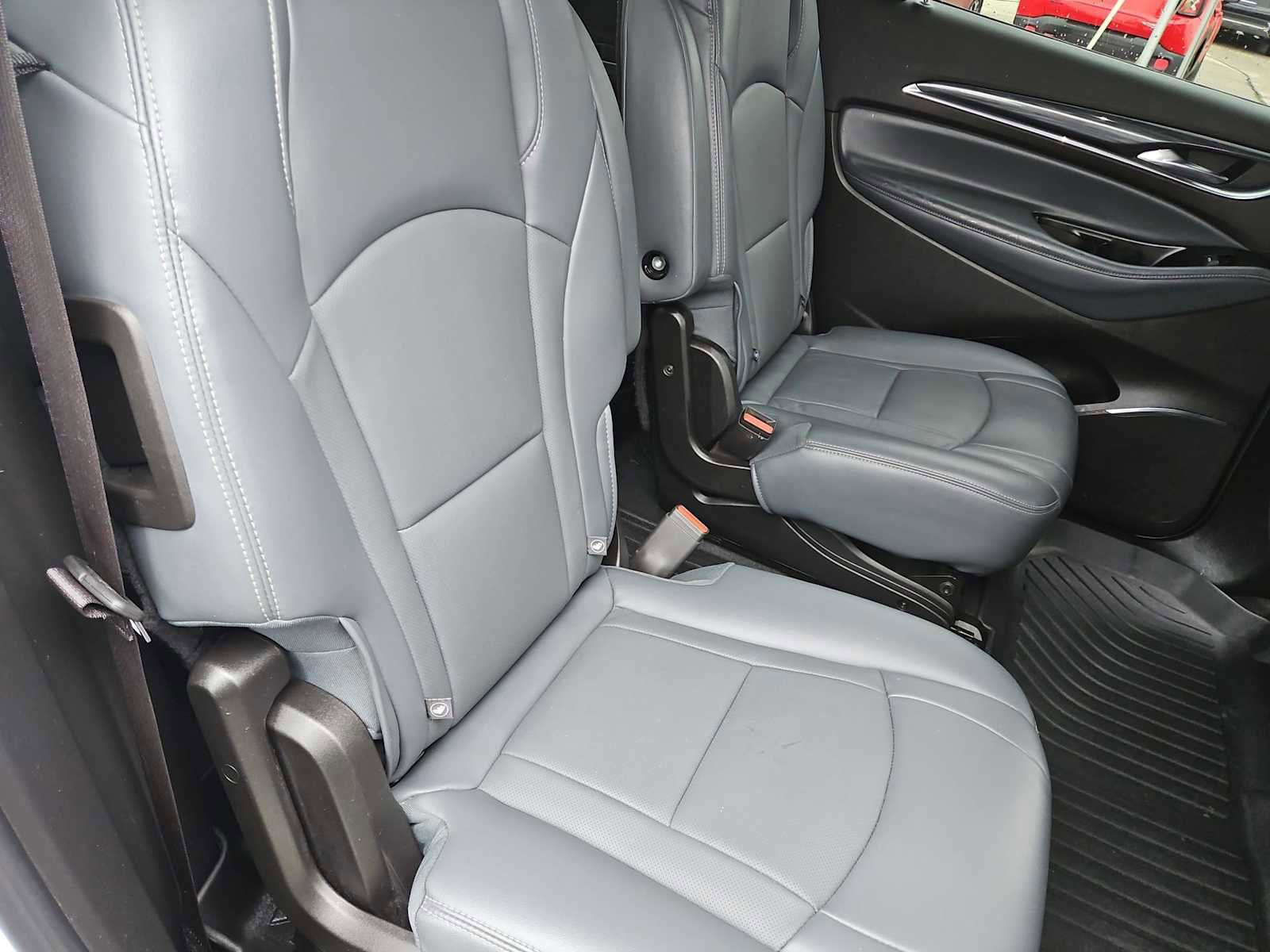 Certified 2024 Buick Enclave Premium FWD image 21