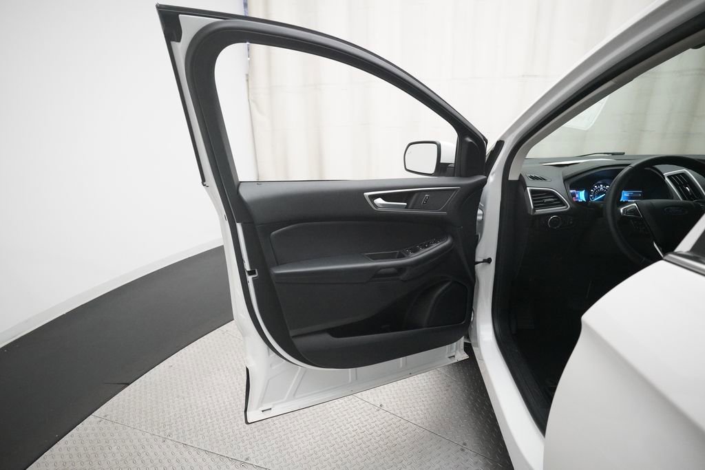Used 2023 Ford Edge SEL w/ Convenience Package AWD/4WD image 30