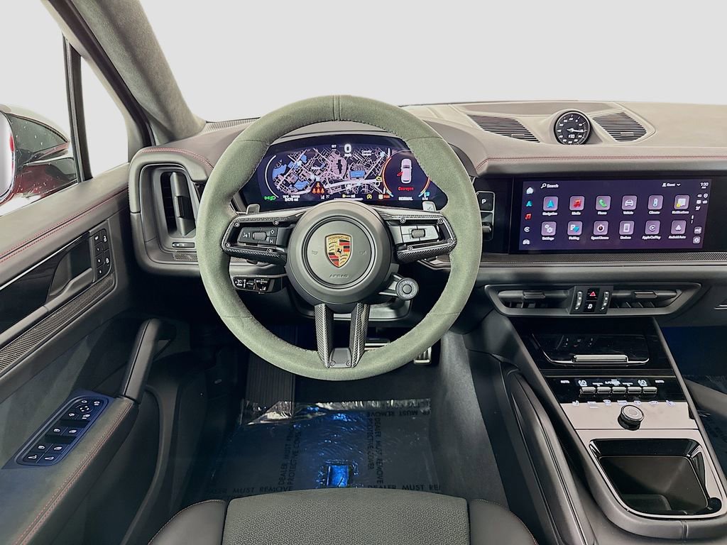 Used 2025 Porsche Cayenne GTS image 25