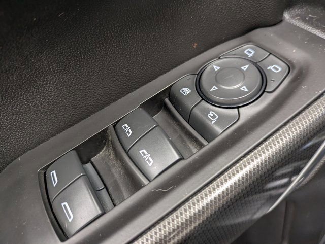 Used 2020 GMC Sierra 1500 AT4 w/ AT4 Premium Package image 9